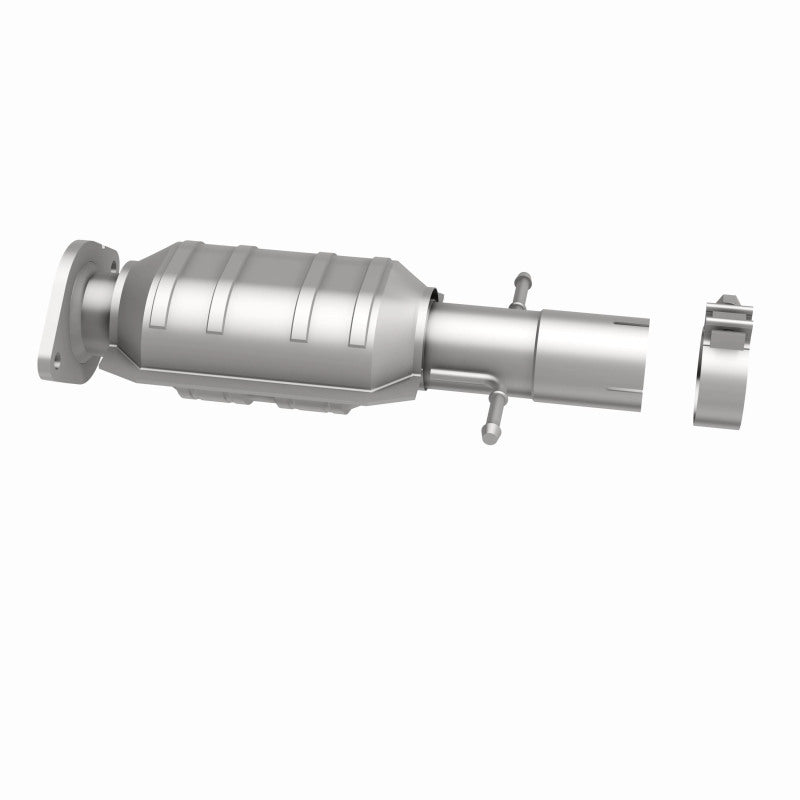 MagnaFlow Direct Fit Catalytic Converter 09-11 Chevy Malibu 3.6L