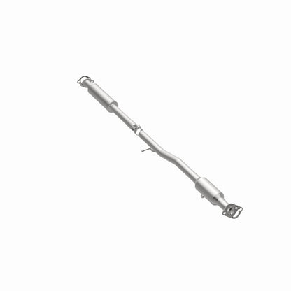 MagnaFlow Direct Fit Catalytic Converter OEM 14-15 Hyundai Tucson 2.0L Underbody