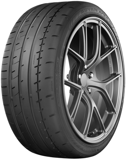 Yokohama Advan Apex V601 Tire - 225/35R19 88Y