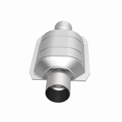 MagnaFlow Universal Catalytic Converter 2 W/Single O2 Boss