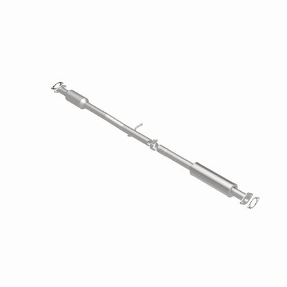 MagnaFlow Direct Fit Catalytic Converter OEM 14-15 Hyundai Tucson 2.0L Underbody