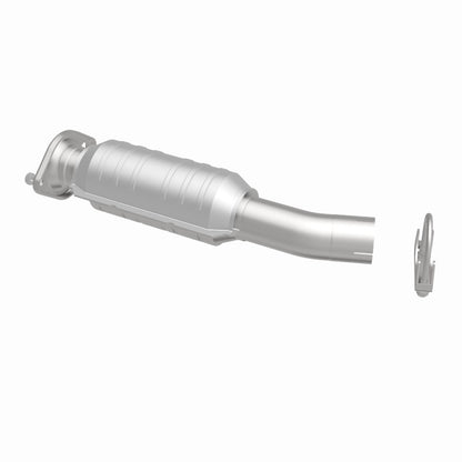 MagnaFlow Direct Fit Catalytic Converter 04 Toyota Sienna 3.3L