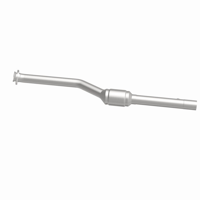MagnaFlow Direct Fit Catalytic Converter 99-00 BMW 540i 4.4L PS Rear