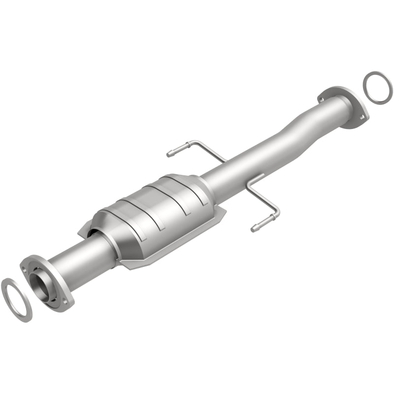 MagnaFlow Direct Fit Catalytic Converter 02-04 Toyota Tacoma 2.7L Rear