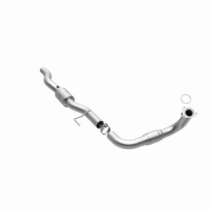 MagnaFlow Direct Fit Catalytic Converter 02-03 Avalanche 8.1 DS OEM