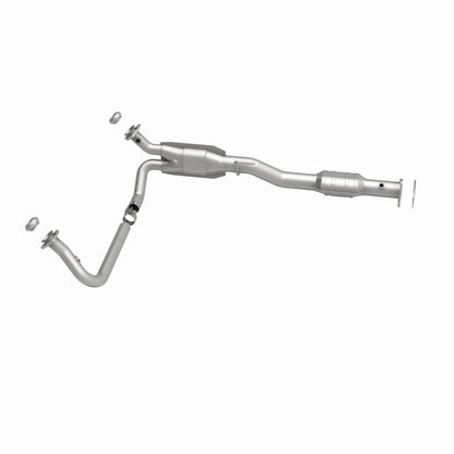 MagnaFlow Direct Fit Catalytic Converter Astro 00-04 4.3L OEM