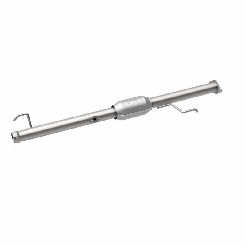MagnaFlow Direct Fit Catalytic Converter 00-04 Tundra 3.4L Rear