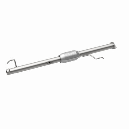 MagnaFlow Direct Fit Catalytic Converter 00-04 Tundra 3.4L Rear