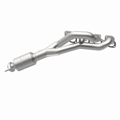 MagnaFlow Direct Fit Catalytic Conv BMW 99-03 540I 4.4L / 99-01 740I/740IL 4.4L California - P/S