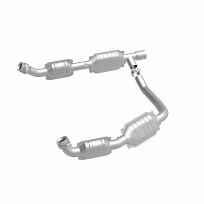 MagnaFlow Direct Fit Catalytic Converter Ford E350 Van 06 5.4L OEM