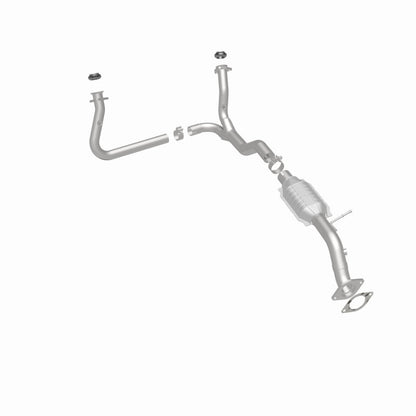 MagnaFlow Direct Fit Catalytic Converter 00-05 Blazer 4WD 4.3L