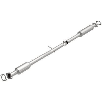 MagnaFlow Direct Fit Catalytic Converter OEM 14-15 Hyundai Tucson 2.0L Underbody