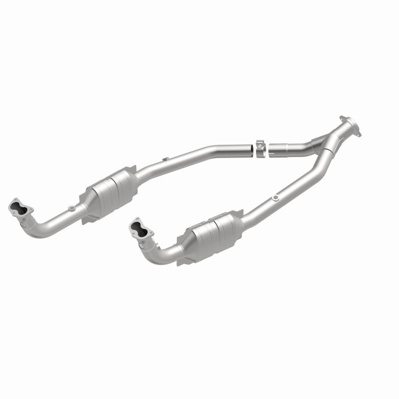 MagnaFlow Direct Fit Catalytic Converter 99-04 LR Discovery V8 OEM