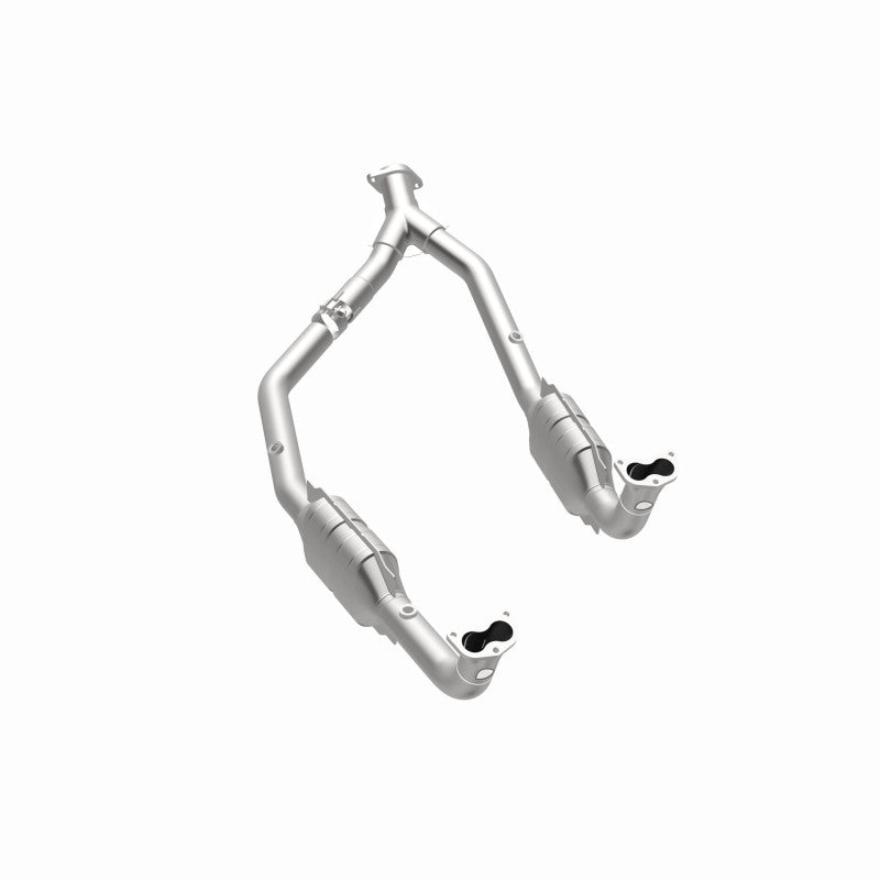 MagnaFlow Direct Fit Catalytic Converter 99-04 LR Discovery V8 OEM