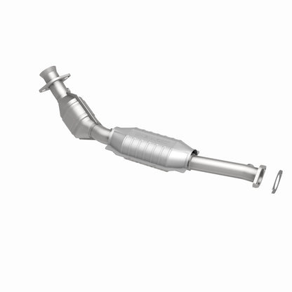 MagnaFlow Direct Fit Catalytic Converter 96-00 Crown Vic 4.6L OEM