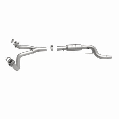 MagnaFlow Direct Fit Catalytic Converter 00-02 Camaro/Firebird 3.8L