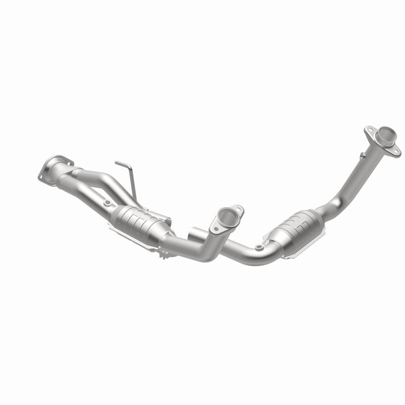 MagnaFlow Direct Fit Catalytic Converter 07-08 Jeep G/C OEM