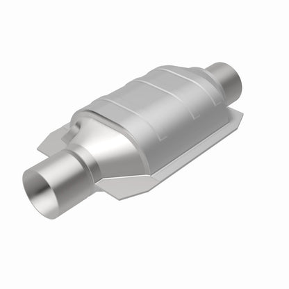 MagnaFlow Universal Catalytic Converter 2 W/Single O2 Boss