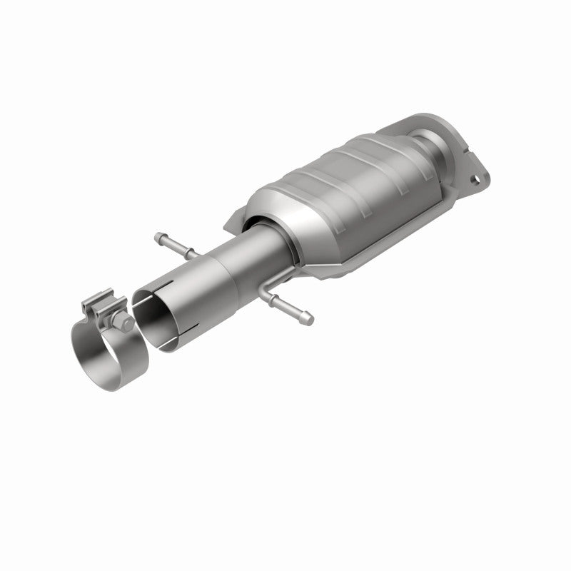 MagnaFlow Direct Fit Catalytic Converter 09-11 Chevy Malibu 3.6L